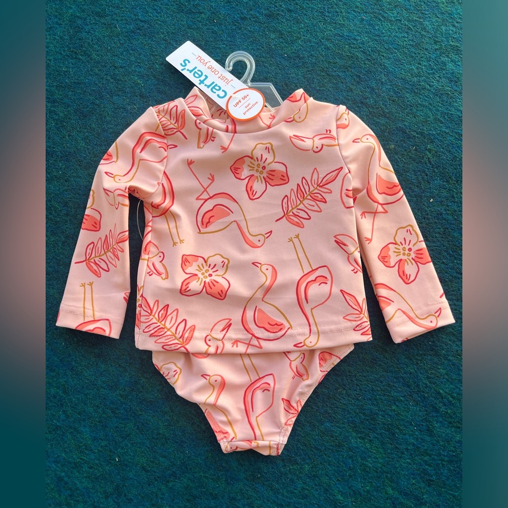 Carter’s 2 piece swimming set for baby girls 🦩